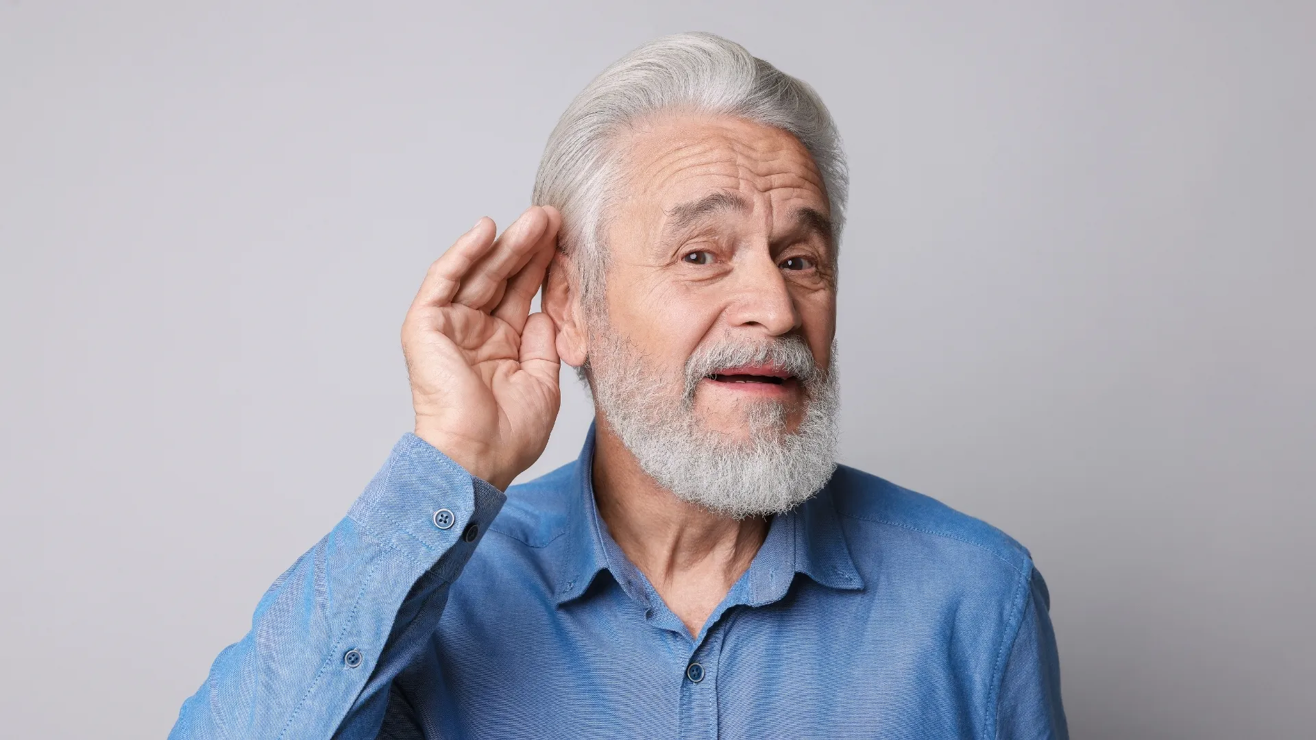 Explore how pitch, background noise, room acoustics, and hearing changes affect speech clarity and communication.